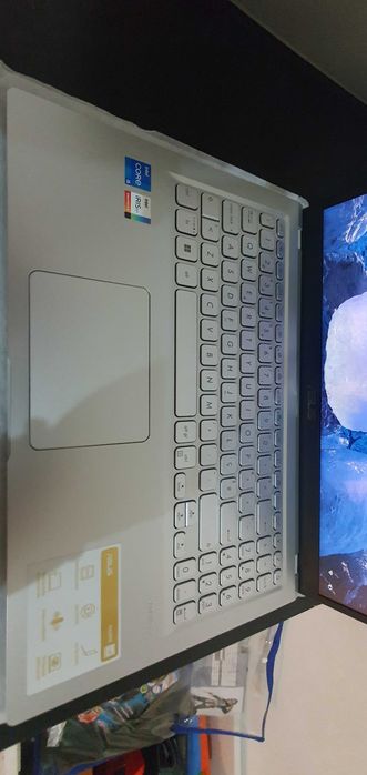 Portátil Asus 11th gen i5