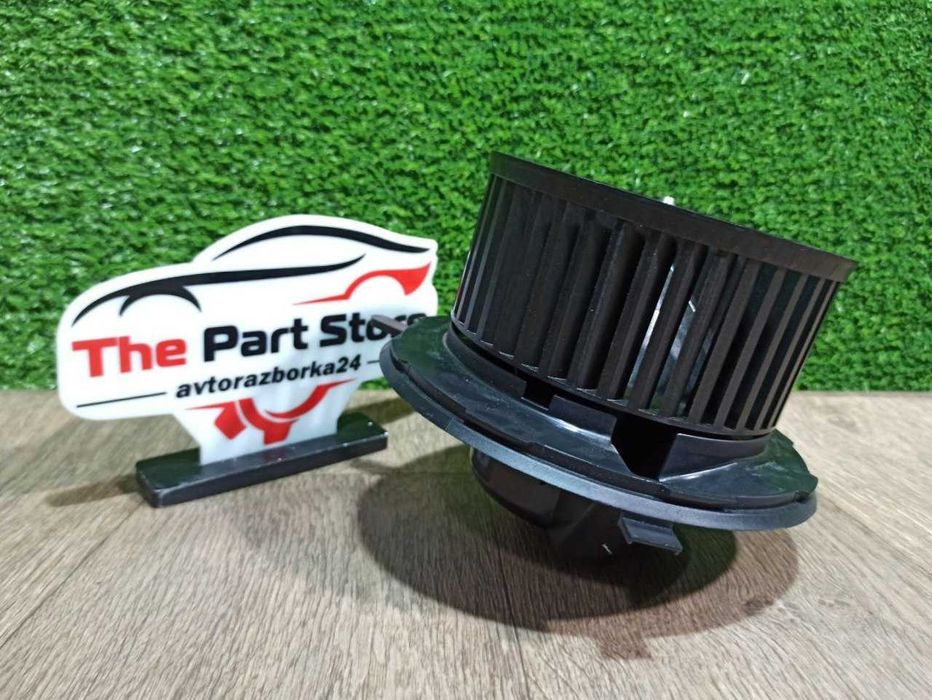 Моторчик пічки вентилятор салону 1K1819015 Шкода Ауді Сеат