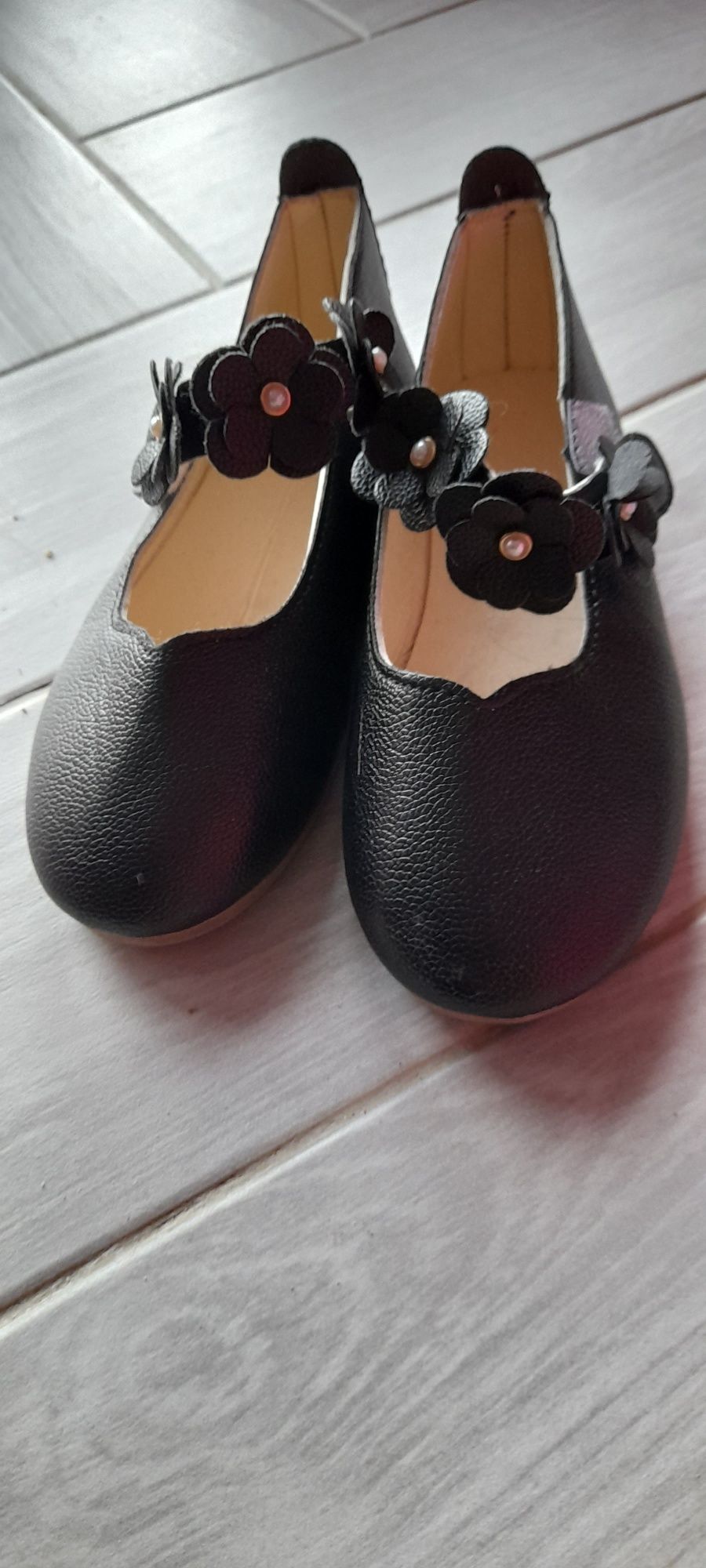 Sapatos pretos 34 novos