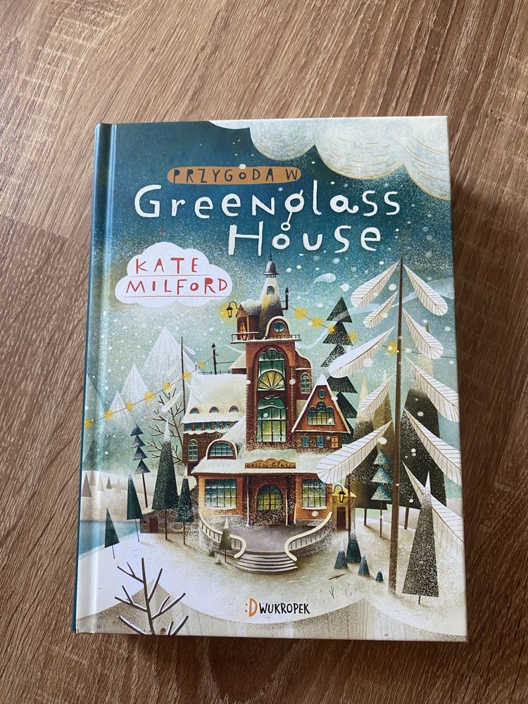 książka greenglass house