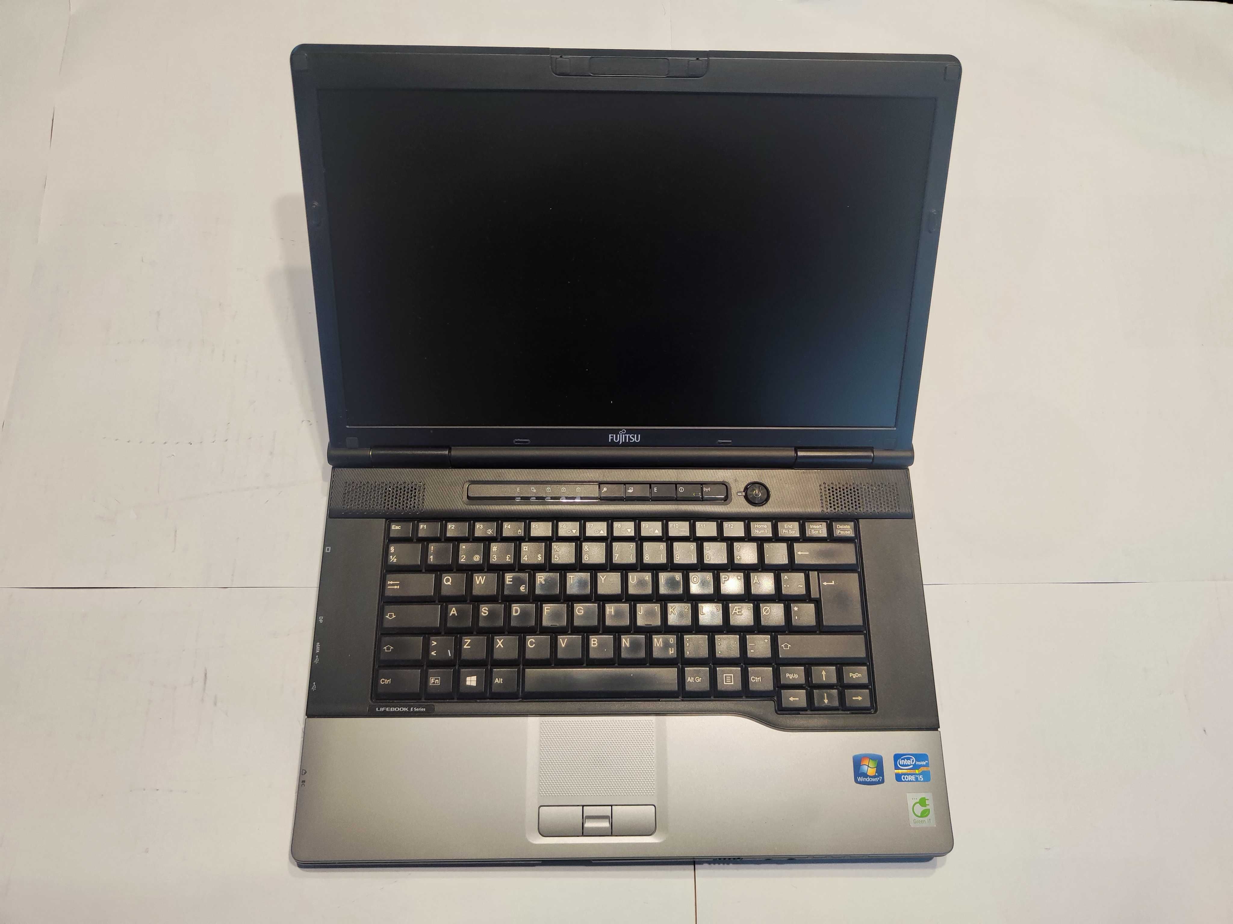Komputer Laptop Fujitsu  E752 I5-3320M