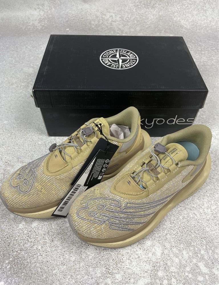 Крассовки new balance stone island