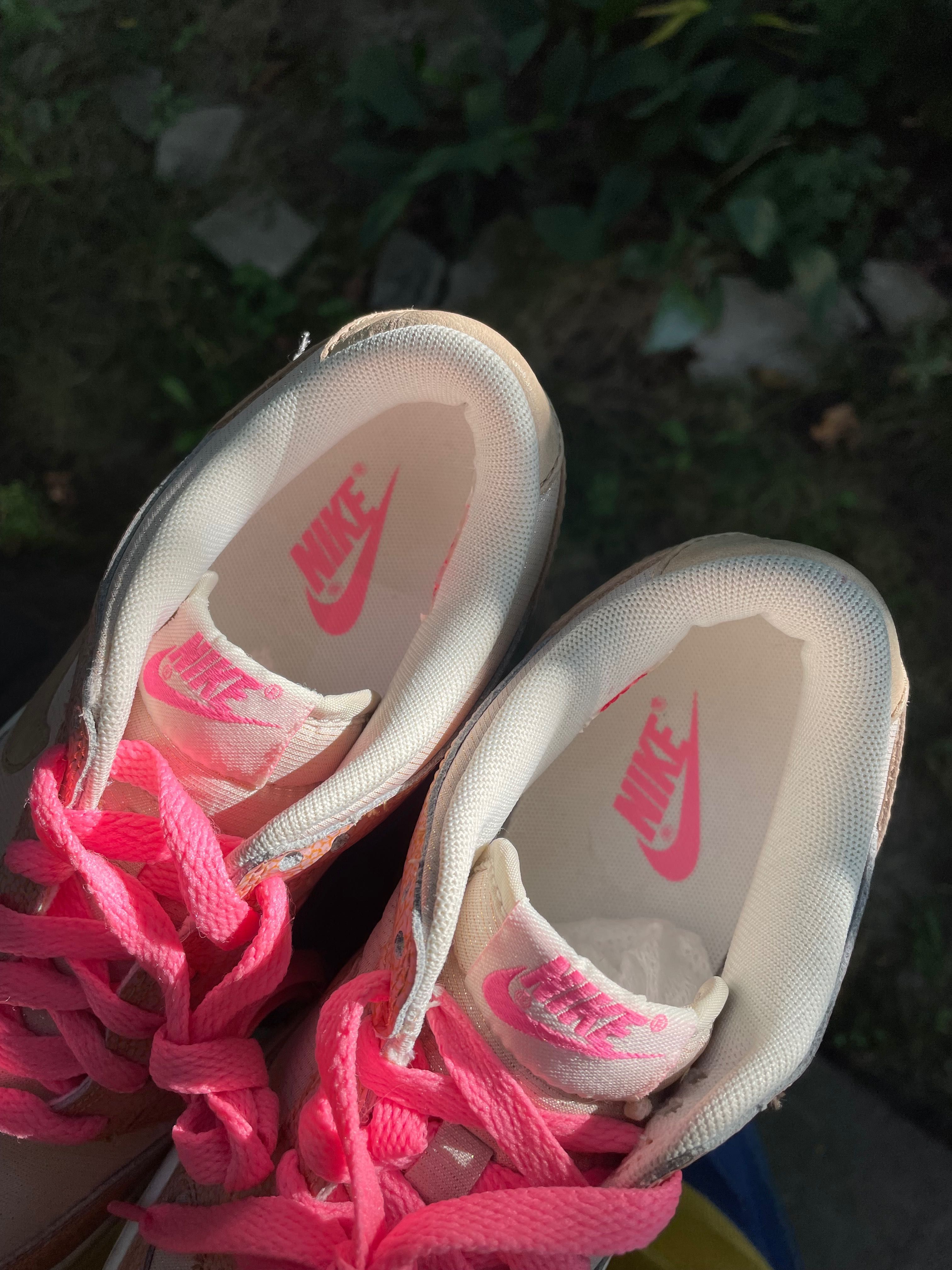 ОРИГІНАЛ Nike Barbie Dunk 37,5