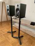 Statywy pod monitory Mozos MSS4