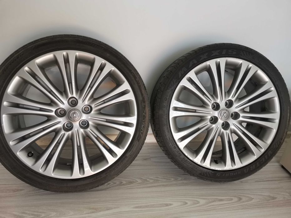 Koła 19'  5/105 z oponami letnimi i alufelgami do Opla