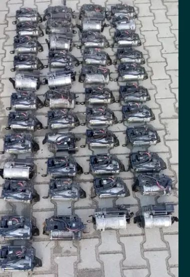 Sprężarka / kompresor zawieszenia Mercedes S, R,  Wabco AMK