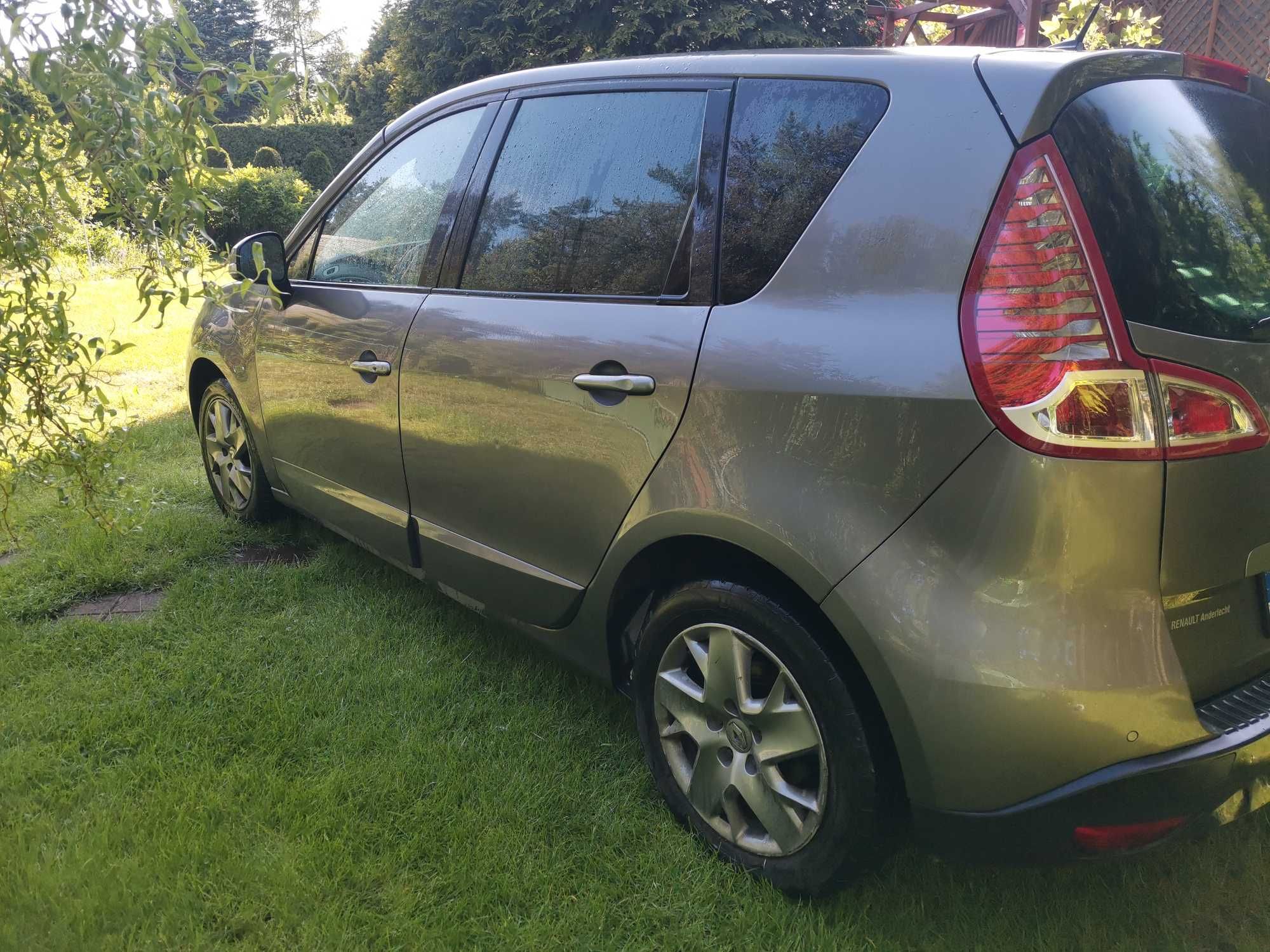 Renault Megane Scenic 2011 1.5 diesel