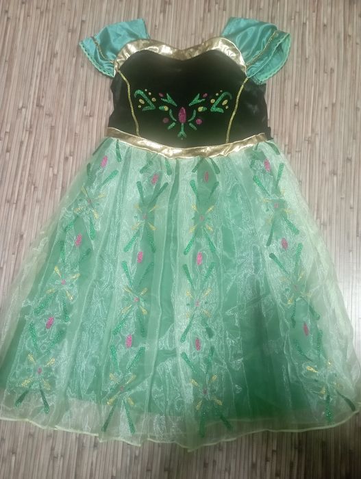 Платья праздничные новогодние для девочки