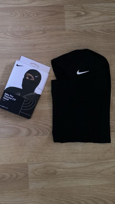 Blaclava Nike nova