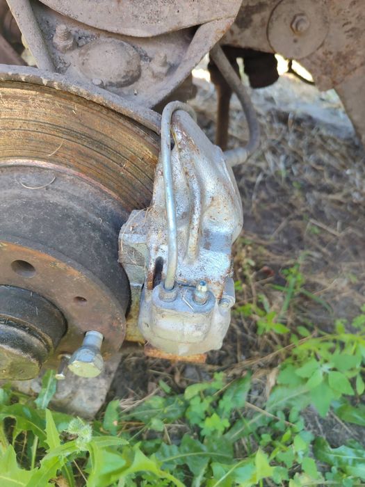 Суппорта та вся тормозна система на ваз-2101 99 Москвич Таврія Волга