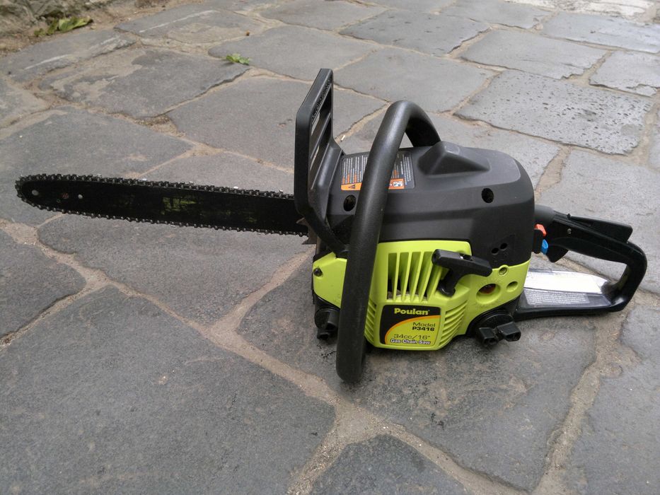 Продаю бензопилу Poulan Model P3416, Assembled in USA