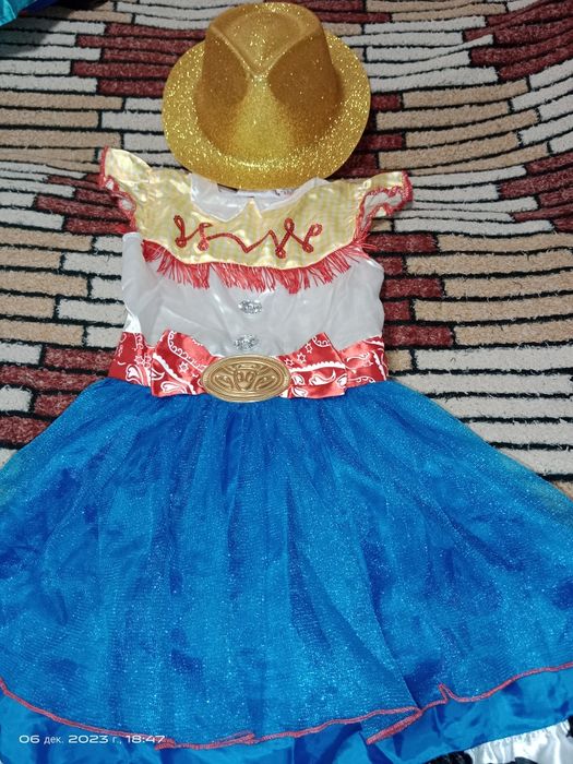 Прокат новорічних костюмів