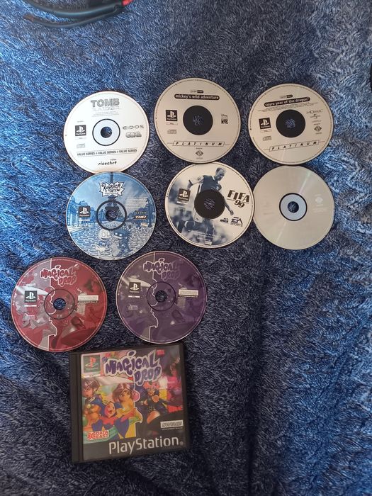 Vários Jogos PS1 com caixas originais e manuais