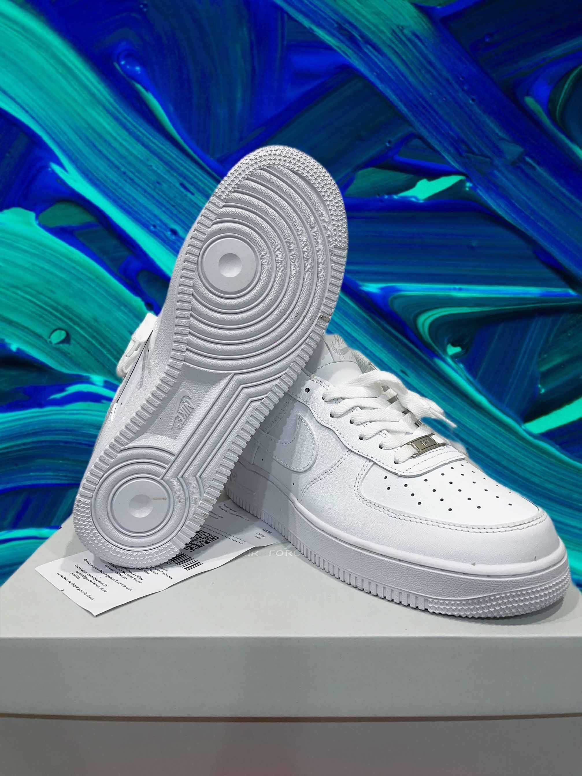 Nike Air Force 1 White Zupełnie nowe, nienoszone R.45