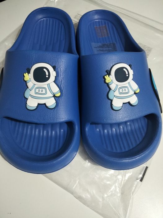 Chinelos criança Novos