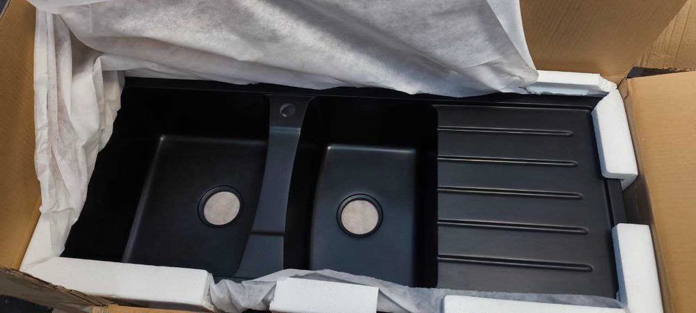 Велика мийка зі штучного каменю на два відсіки з фурніторою НОВА!