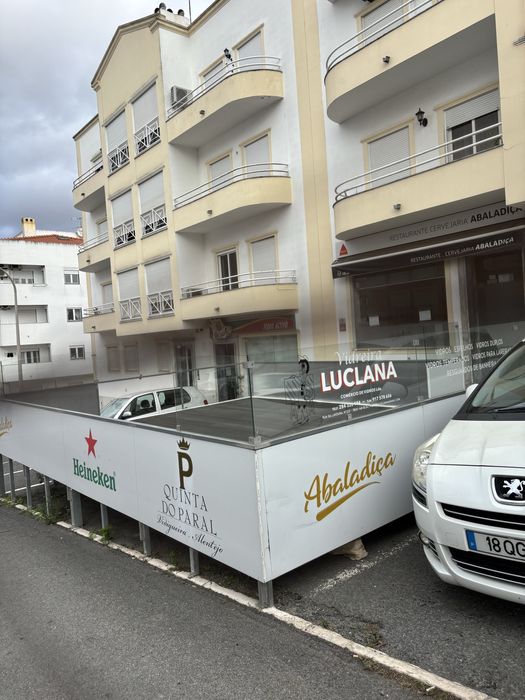 Vende-se estrutura de esplanada