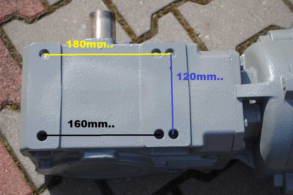 Motoreduktor kątowy 5.5kw. 265obr./min. Bonfiglioli
