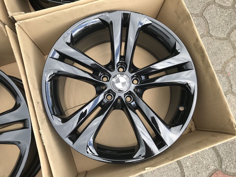 Felgi Bmw F30 f32 19 cali 5x120 czarne styling 401 3 4 gt oryginał