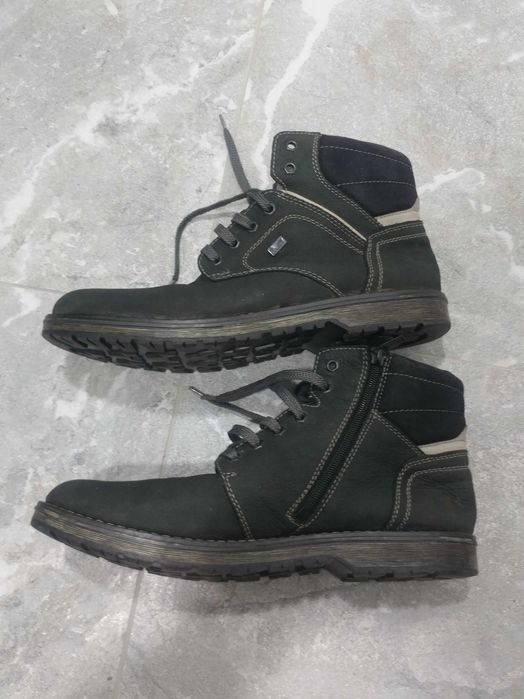 Мужские зимние кожаные ботинки Rieker 45р в отличном состоянии