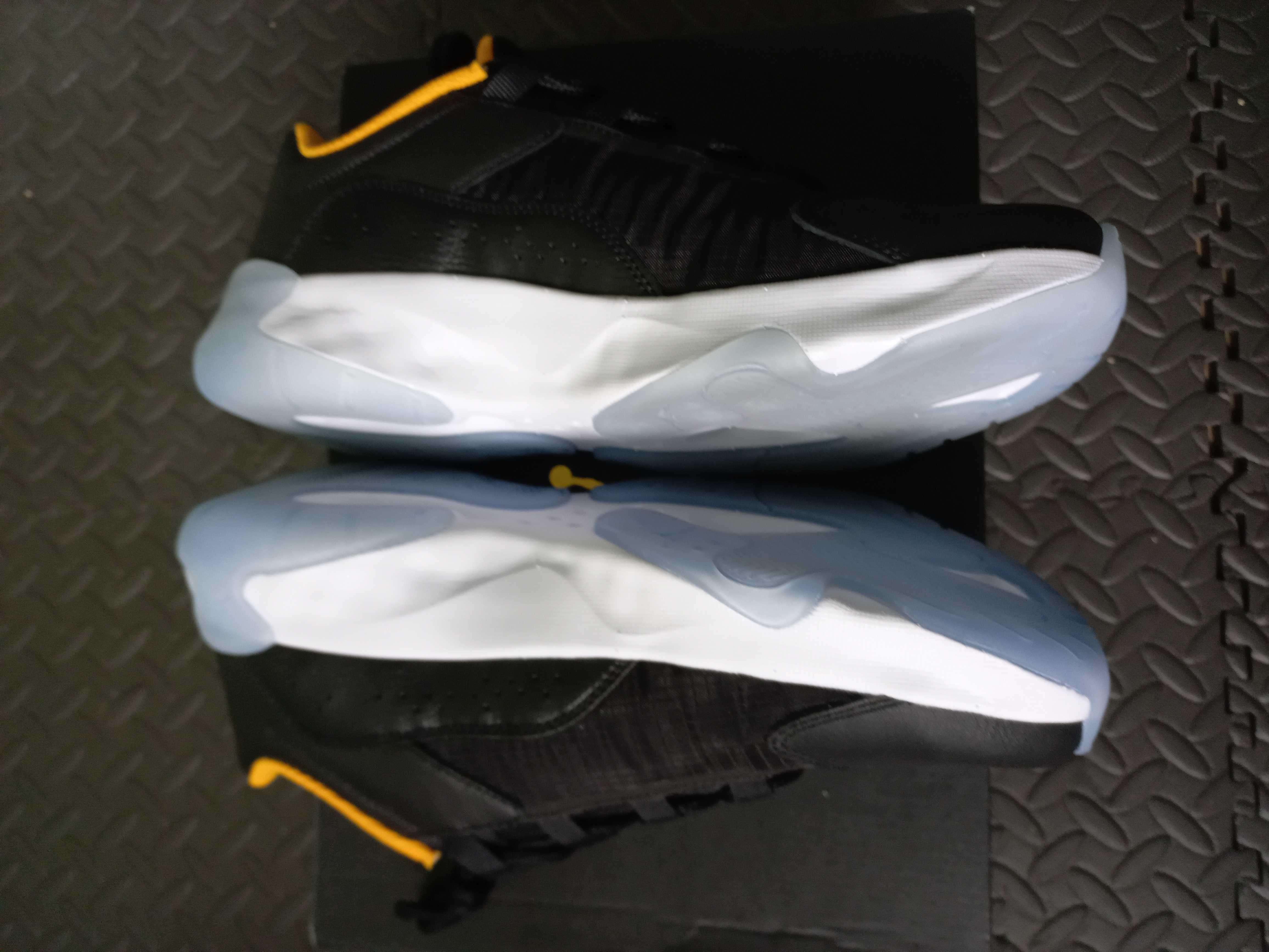 Buty Air Jordan 11 CMFT LOW