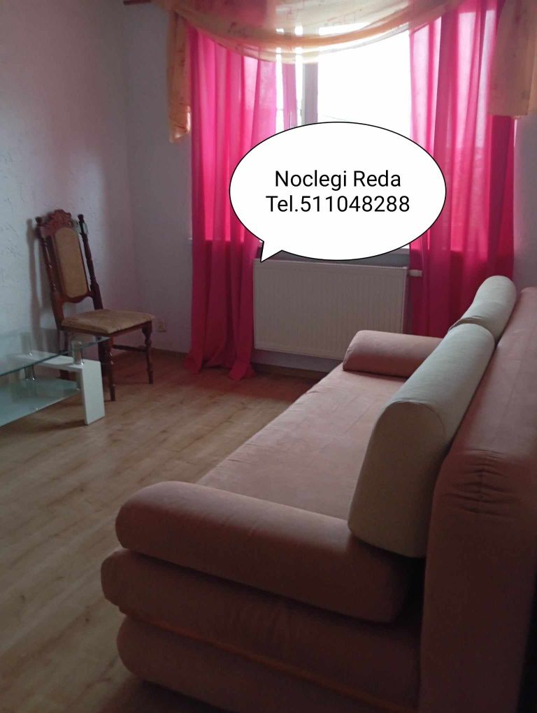Noclegi dla Turystów i dla Firm  / Mieszkanie Piętro Domu / Pokoje