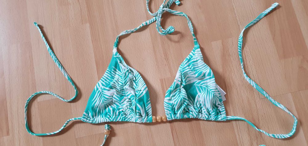 Strój kąpielowy góra rozmiar 40, dół 44