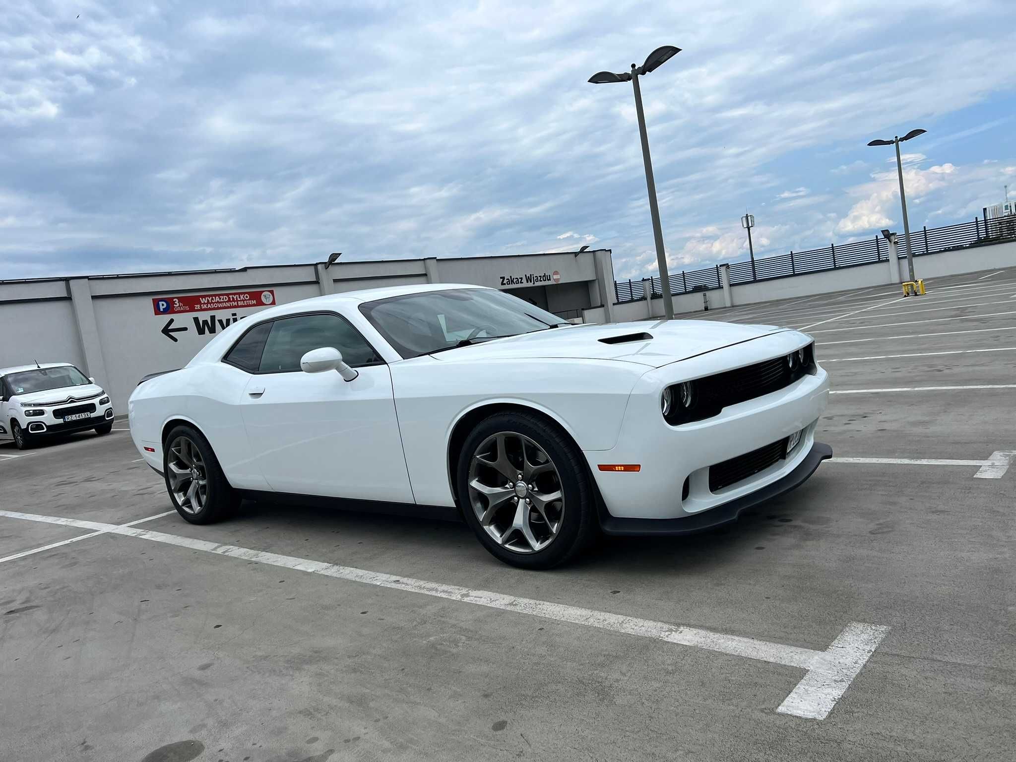 Dodge Challenger 3.6 SXT Plus Super Track Pak LPG