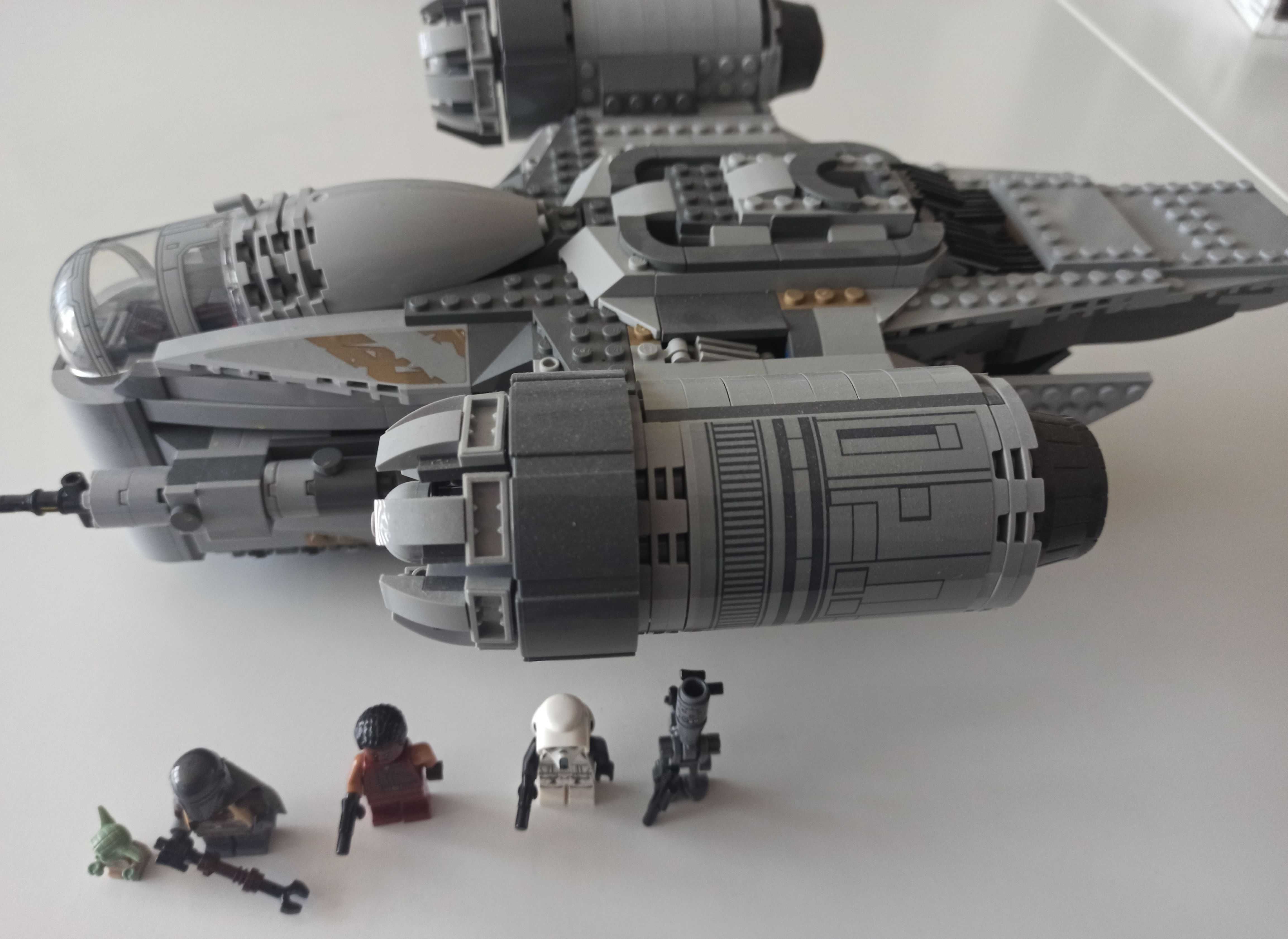 LEGO Star Wars 75292 Transportowiec łowcy nagród Mandalorian 1023 el.