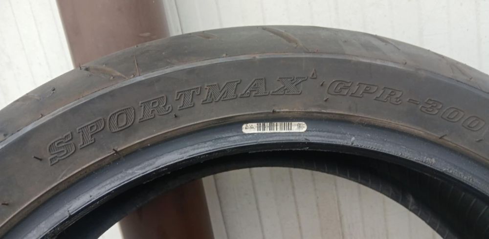 Opona 165/60/R17