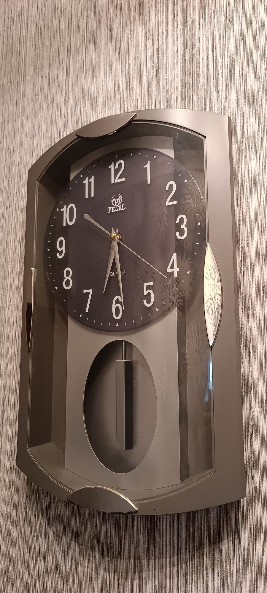Настенные часы, часики на стену, настінний годинник