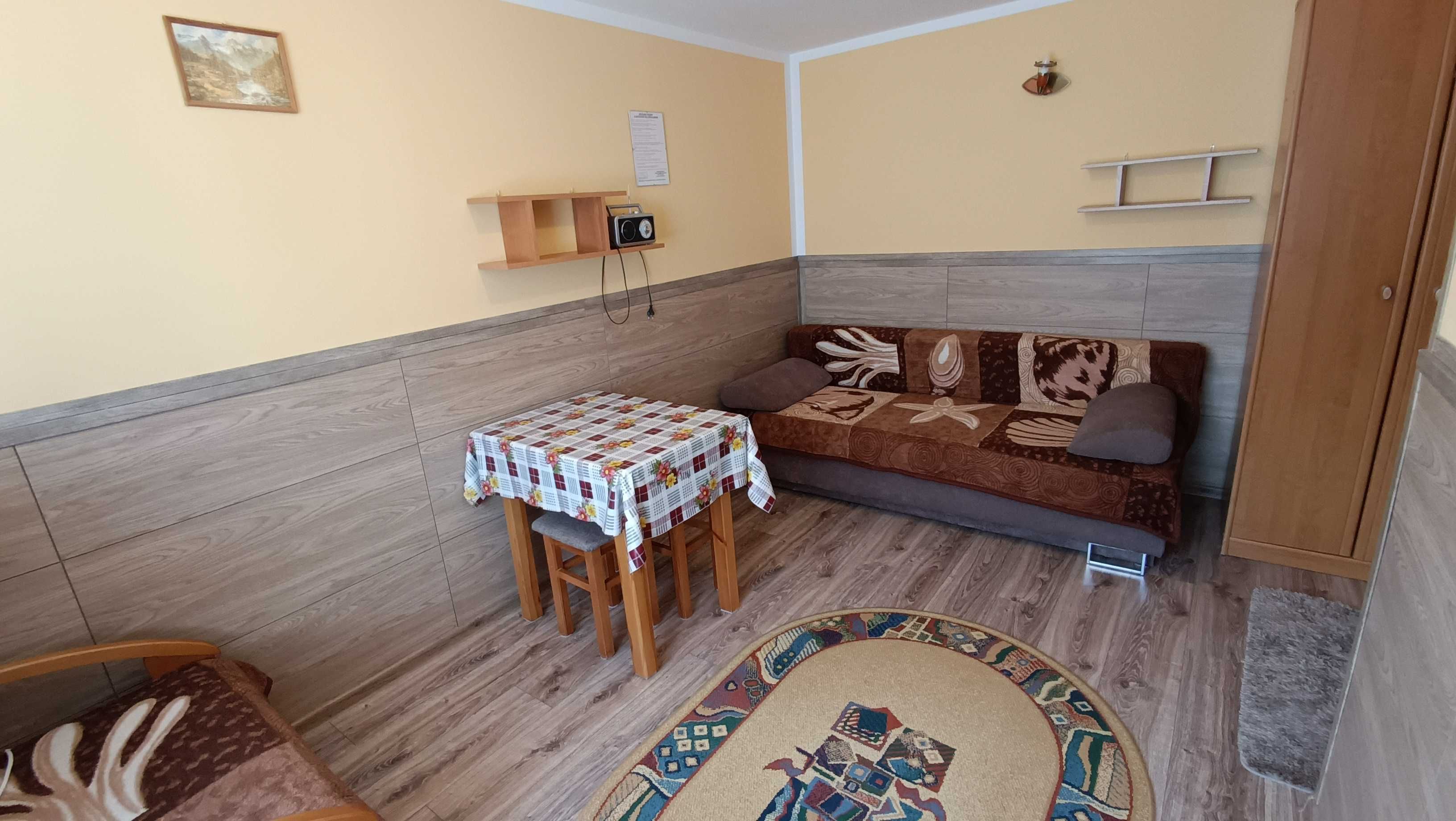 Wolne od 29.08 Apartament i pokoje . Centrum. Noclegi .Góry