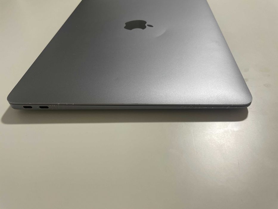 Ноутбук Apple MacBook Air 13 M1 (2020)  8/256 A2337 Space Gray