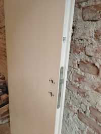 Drzwi łazienkowe, białe, pełne, 90 cm