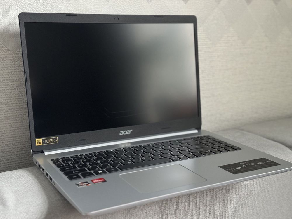 Продам ноутбук Acer Aspire 5 срочно!