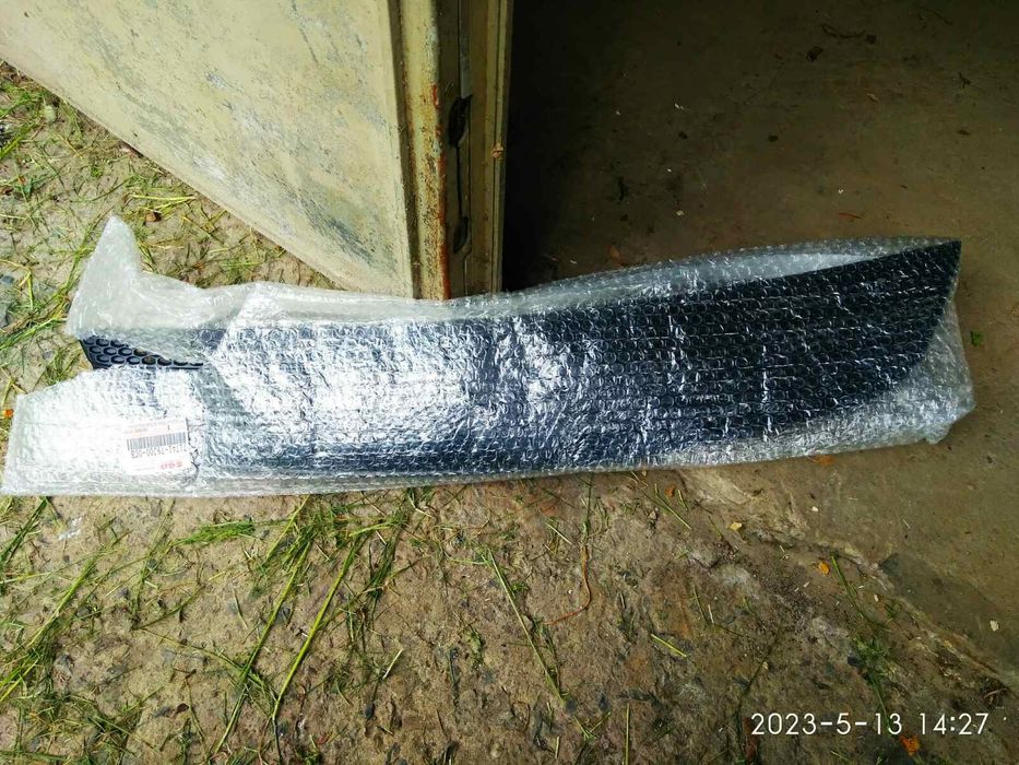 Решітка радіатора Suzuki SX 4