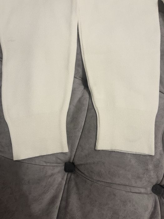 Костюм молочний Lara S-M