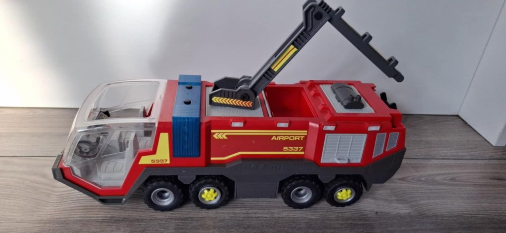 Duży wóz strażacki Playmobil stan bdb