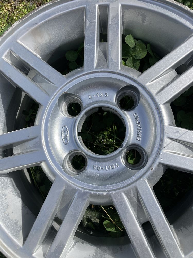 Felgi aluminiowe Ford Focus 4x108  fiesta ka 14