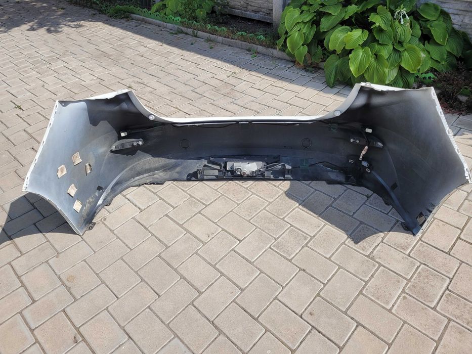 Задній бампер Мазда 3 седан 2017року