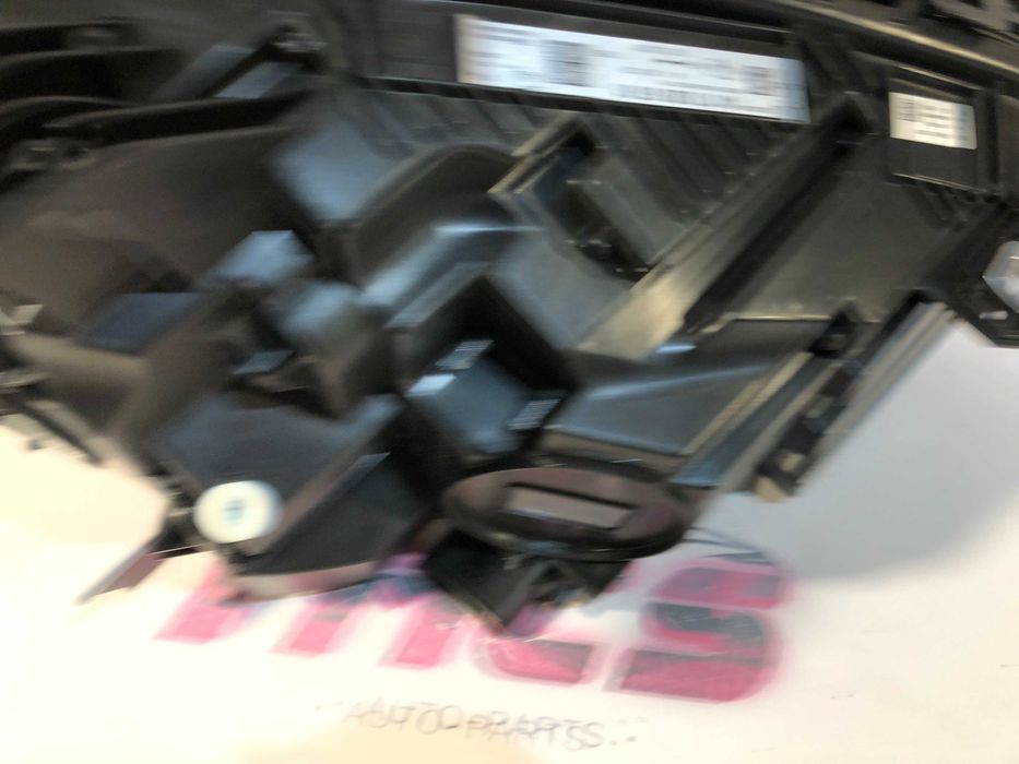 Farol Frente Otica MERCEDES CLA W117 LED Esquerdo Original