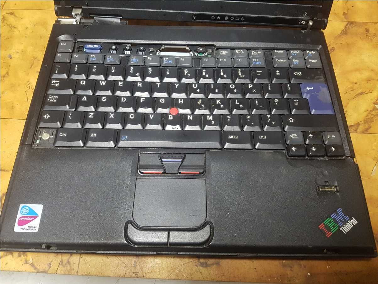 Komputer Laptop IBM ThinkPad T43 (Lenovo) Uszkodzony dawca