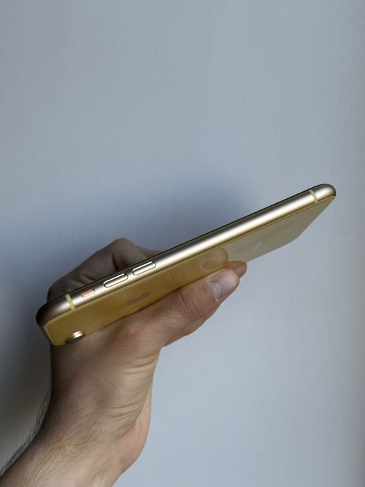 iPhone XR 64 Gb Yellow Neverlock АКБ 86% Отличное состояние