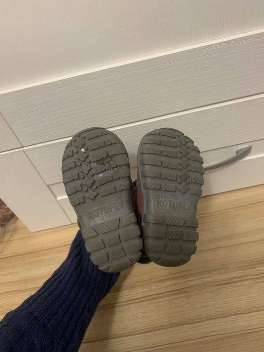 Черевики для дівчинки, перше зимнє взуття, хто хоче топати