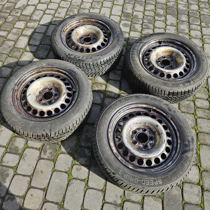 Opony zimowe 105/55 16 R felgi mercedes C, 5x112