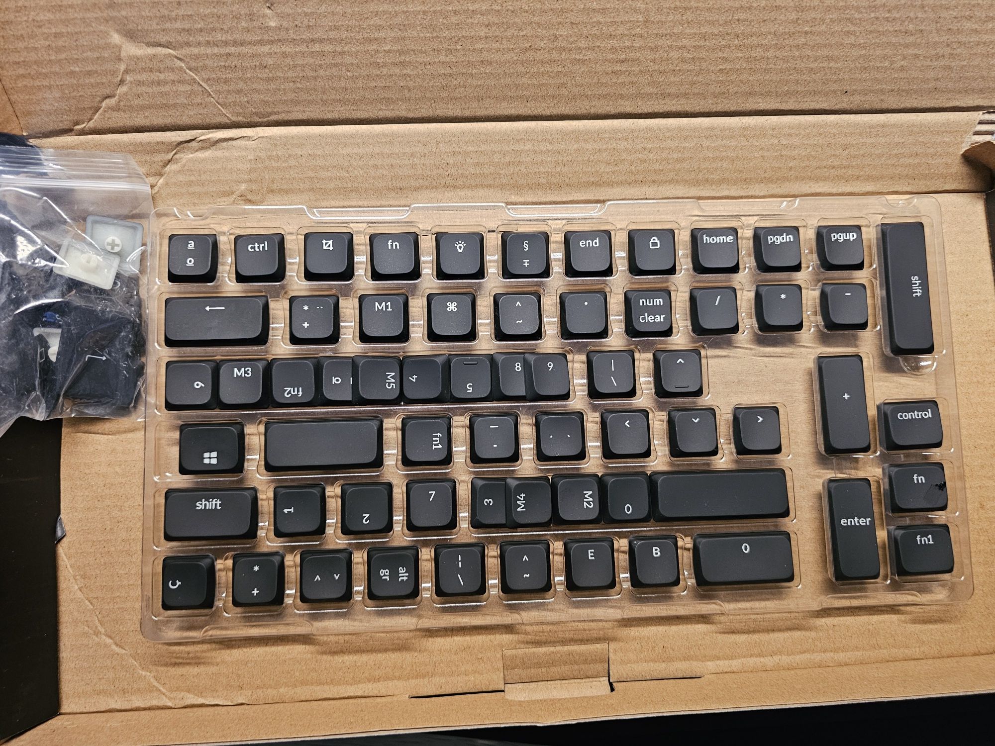 Keychron - ISO PT Low Profile Shine-Through ABS LSA Full Set Keycap Se