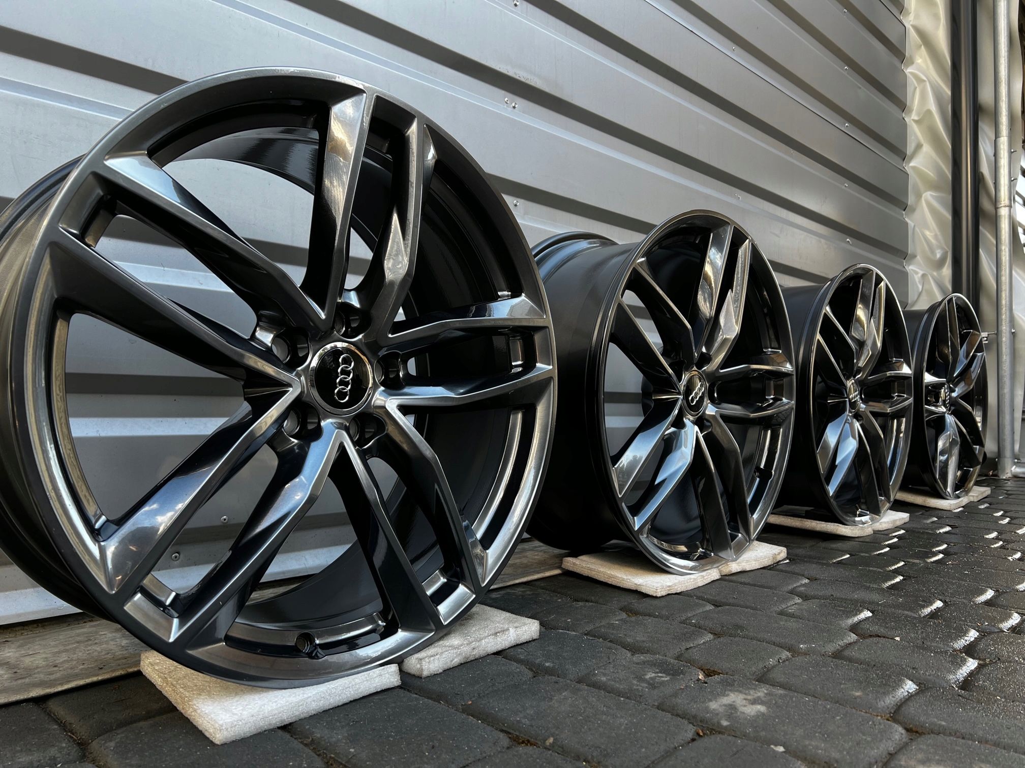 Oryginalne Felgi Audi 20 RS A4 A6 A8 Q3 Q5 TT