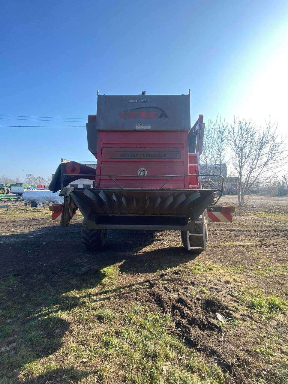 Продам зернозбиральний комбайн Massey Ferguson 7278