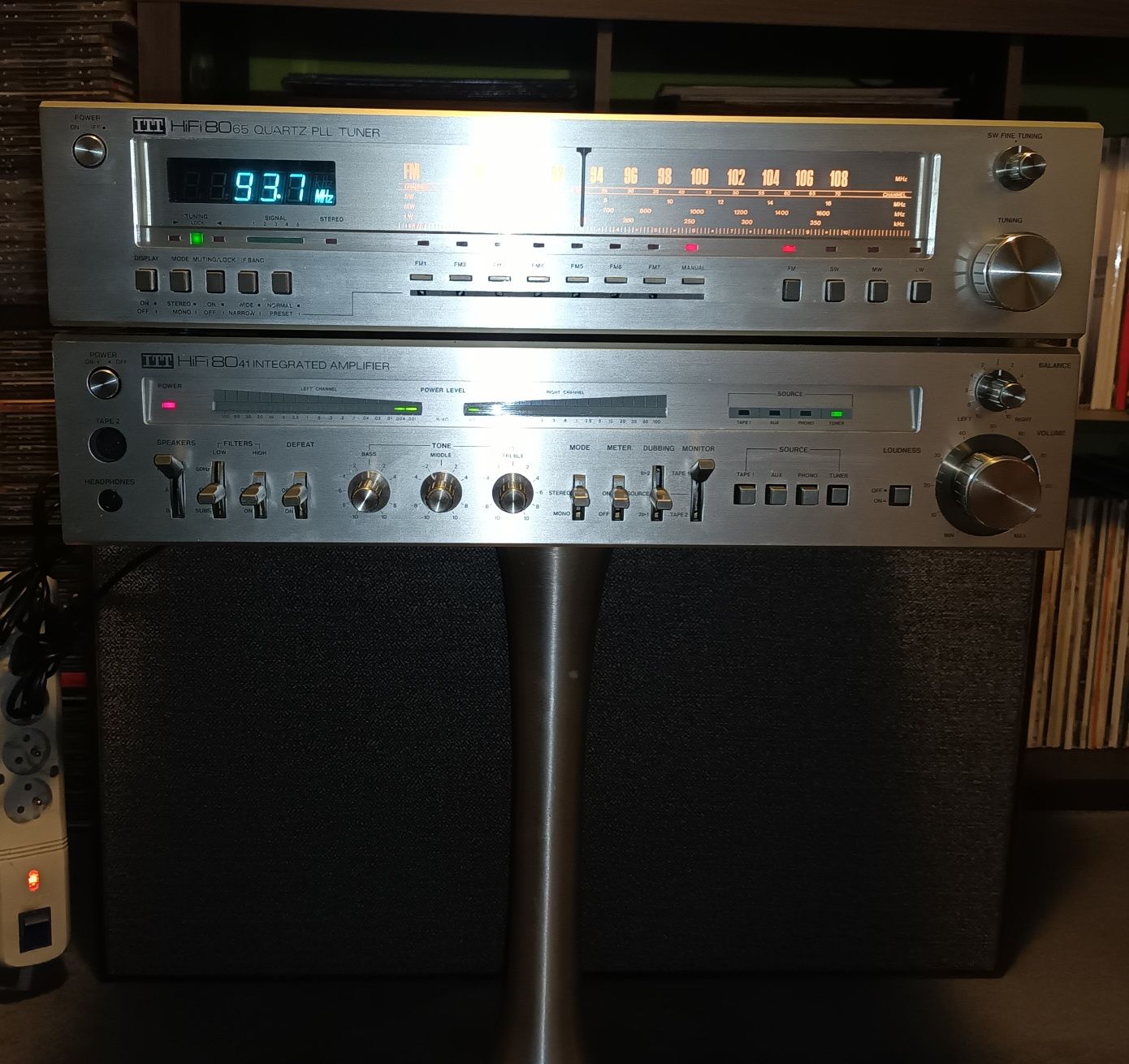 ITT zestaw hifi wzmacniacz i tuner.