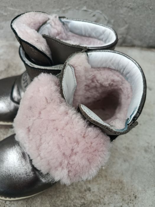 Чоботи зимові на дівчинку 30 р.